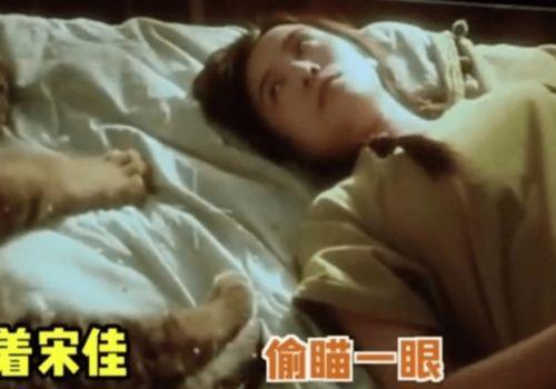 真实吻戏床,揭秘真实吻戏床上的浪漫瞬间