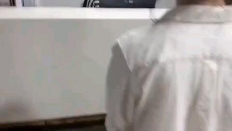 美女的大便臭图片大全,美女大便臭味图片大揭秘，真实情况令人咋舌