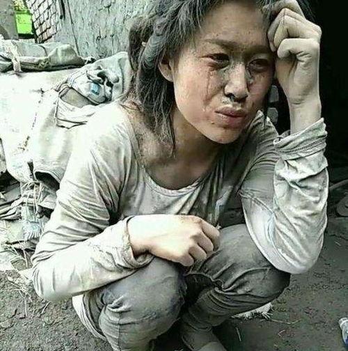 扛水泥图片,扛水泥的壮丽瞬间