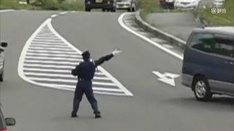 日本交警,严谨执法与人性化关怀的完美结合