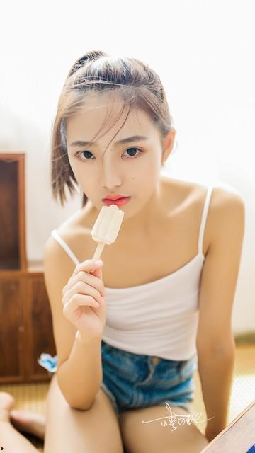 韩国美女谢精XXX,魅力四溢的时尚偶像