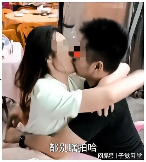 男同亲吻视频,揭秘男同亲吻视频背后的情感纠葛