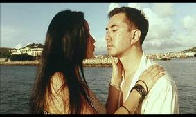 六星网吻床戏,激情四溢的浪漫瞬间