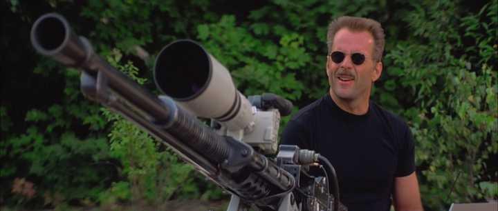 狙击职业杀手国语,职业杀手生死对决